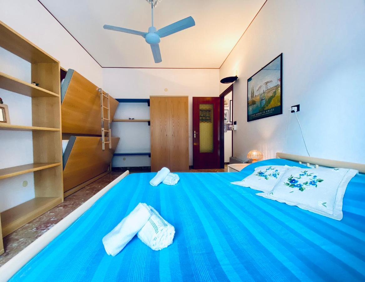 Ferienwohnung Hostdomus - Bilocale Sul Borgo Finale Ligure Exterior foto